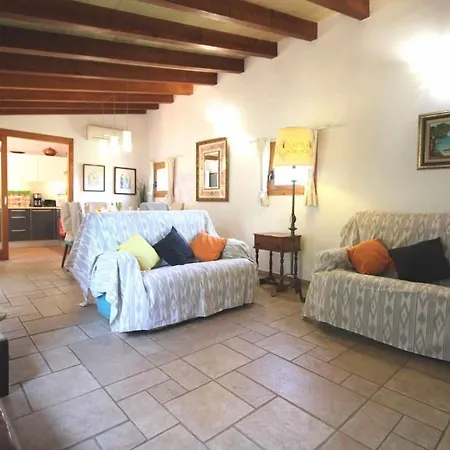 Gato Den Vives Casa 4 Con Piscina Port de Pollenca